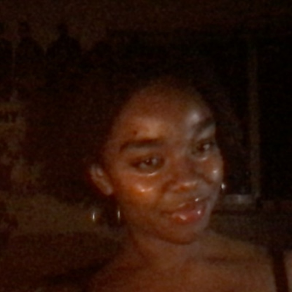 Meet your Posher, Zahra